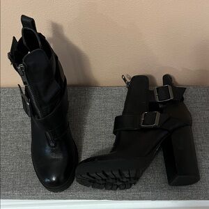 Steve Madden Black Buckle Block Heel Women's Ankle Boots